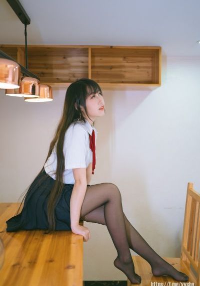 打扑克不盖被子网站_1080完整视频观看