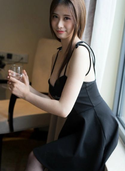 高冷美女被灌醉无力反抗_4K在线观看视频