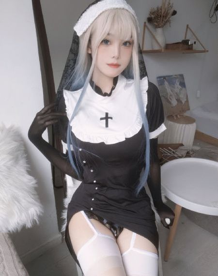 免费观看美女隐私部位_720高清在线
