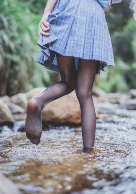 久久伊人色综合_国语迅雷下载