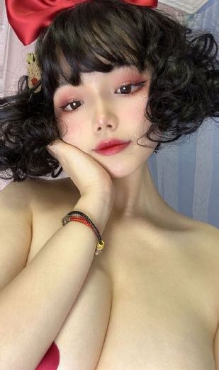 金色茧房 电影_BD国语HD高清在线观看